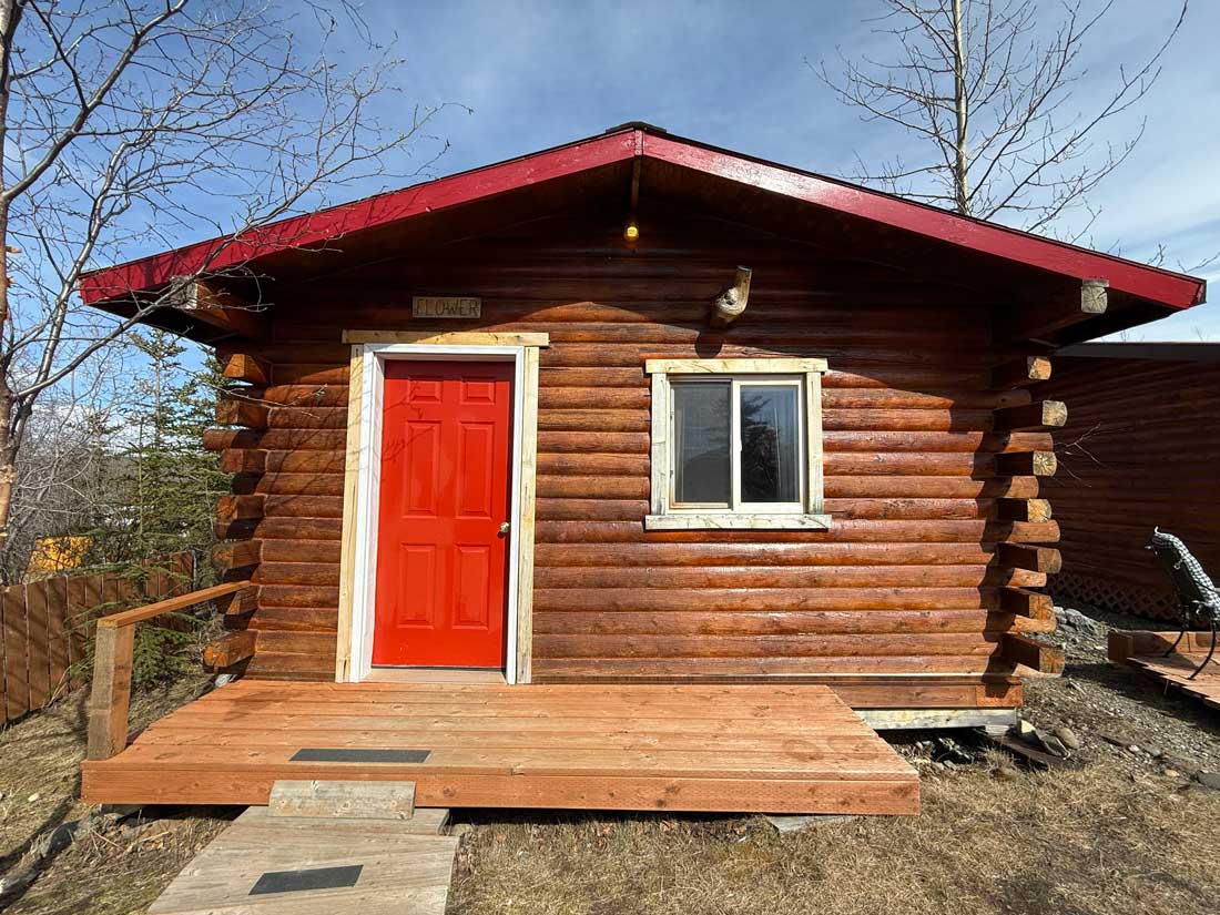 Shower at EarthSong Lodge & Cabins