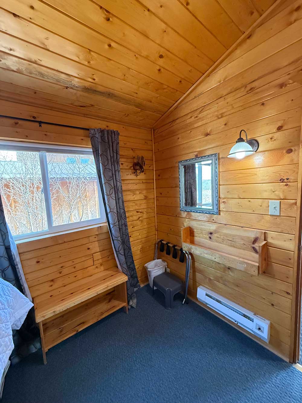 Standard Interior at EarthSong Lodge & Cabins